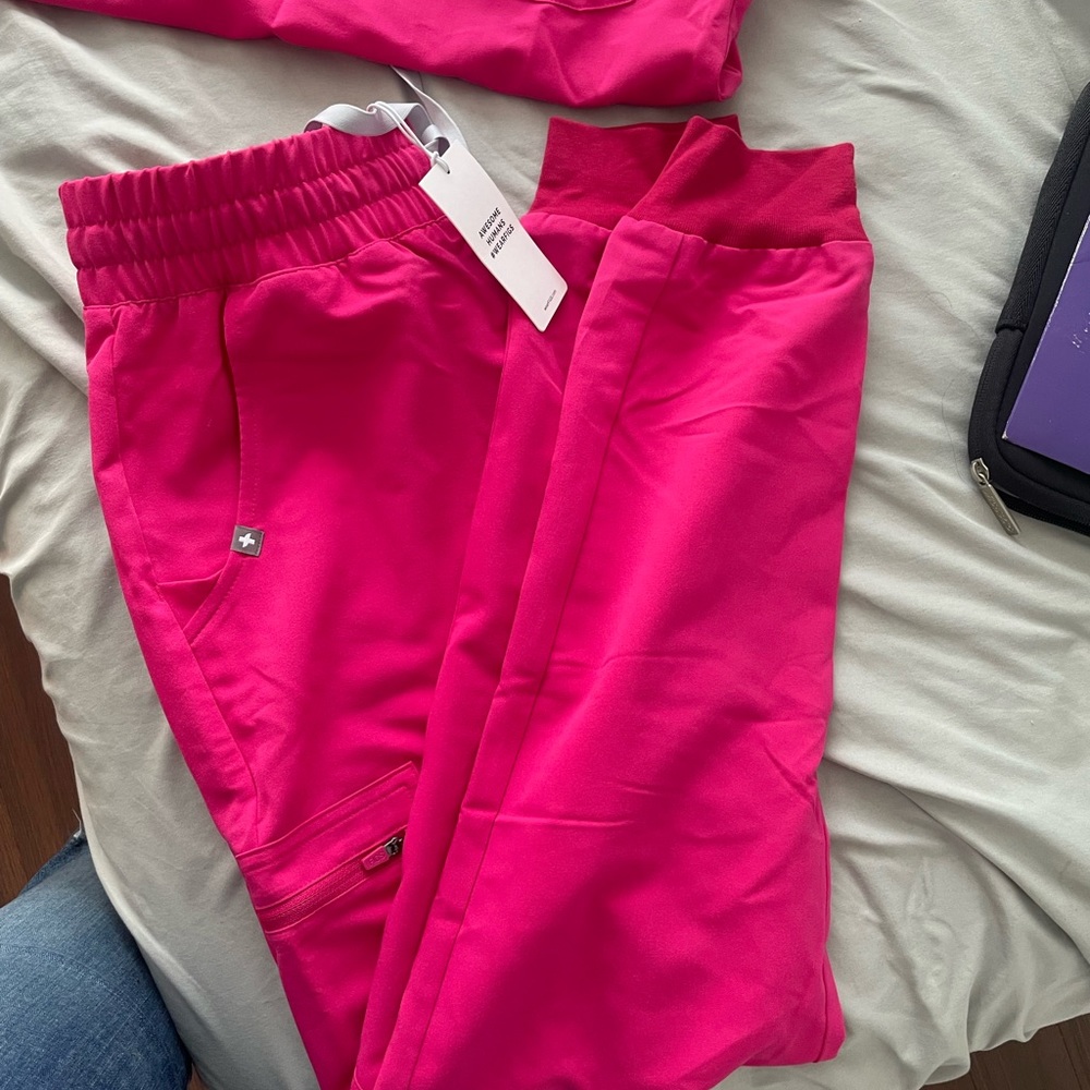 Figs joggers scrubs